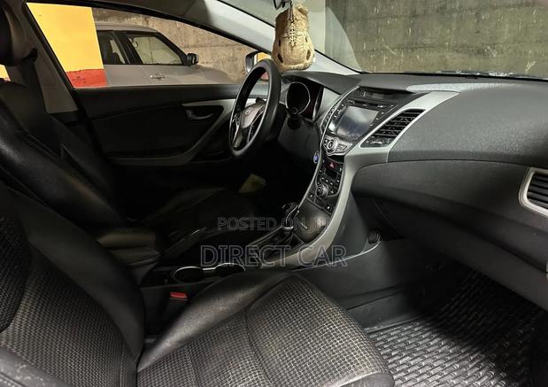 Hyundai Avante 2014 Silver