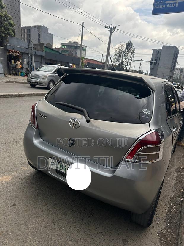 Toyota Yaris 2007 Gray