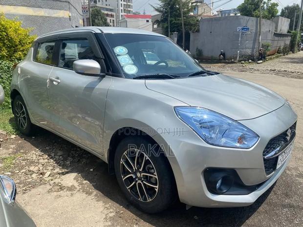Suzuki Swift 2020 Silver