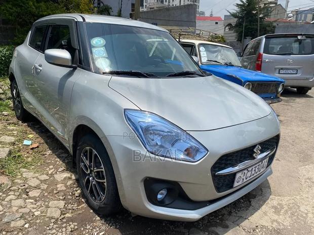 Suzuki Swift 2020 Silver