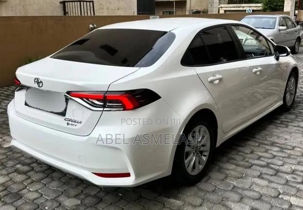 Toyota Corolla 2022 White