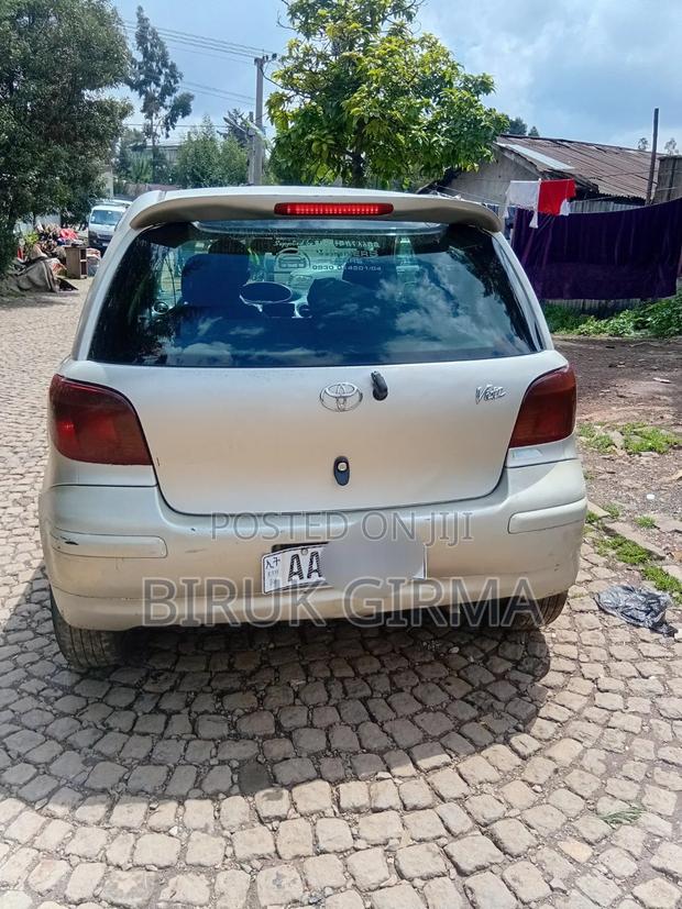 Toyota Vitz 1.0 FWD 3dr 2002 Silver