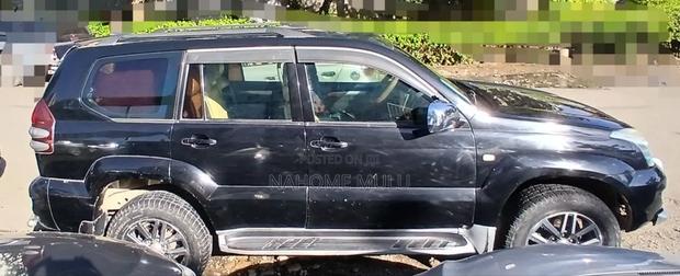 Toyota Land Cruiser Prado 2008 Black