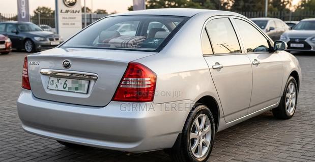 Lifan Abay 2010 Silver