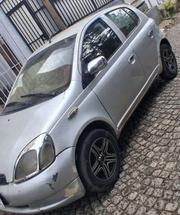 Toyota Vitz 2000 Gray for sale