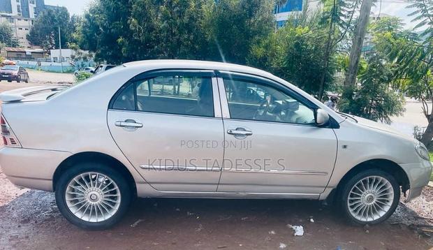 Toyota Corolla 2003 Silver