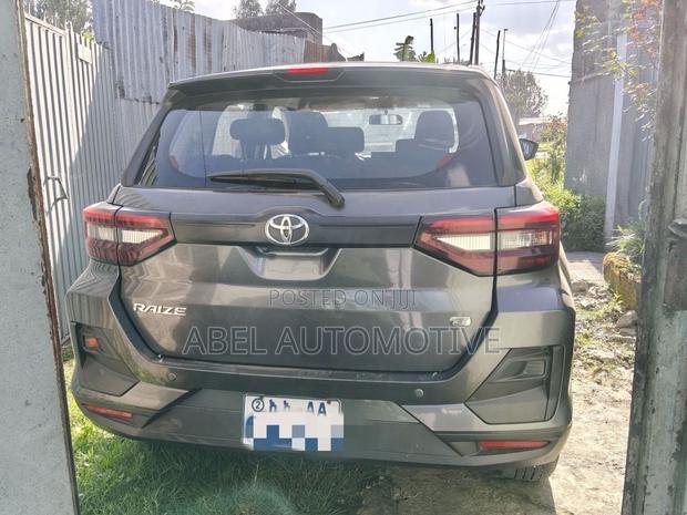 Toyota Raize 1.0 AWD 2023 Silver