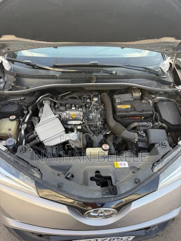 Toyota C-HR 2019 Silver