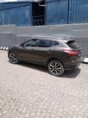 Nissan Qashqai 2017 Brown for sale