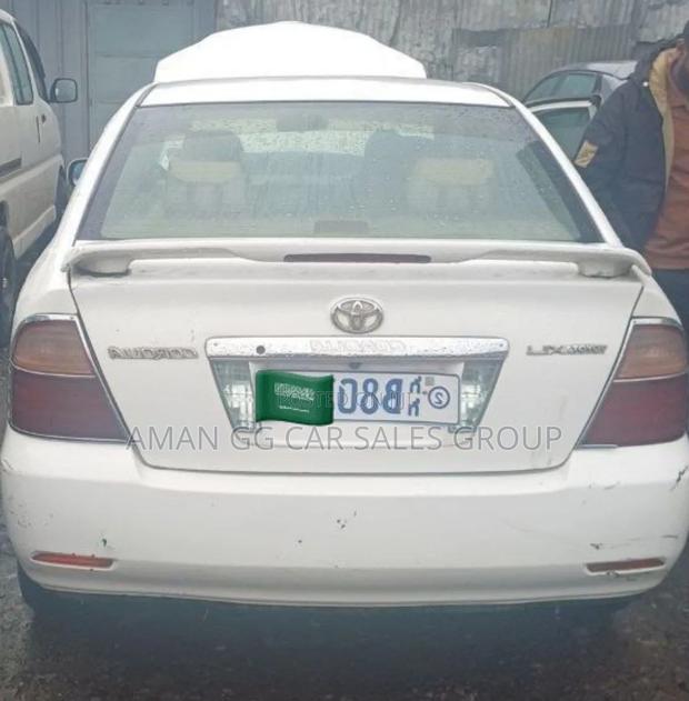 Toyota Corolla 2006 White