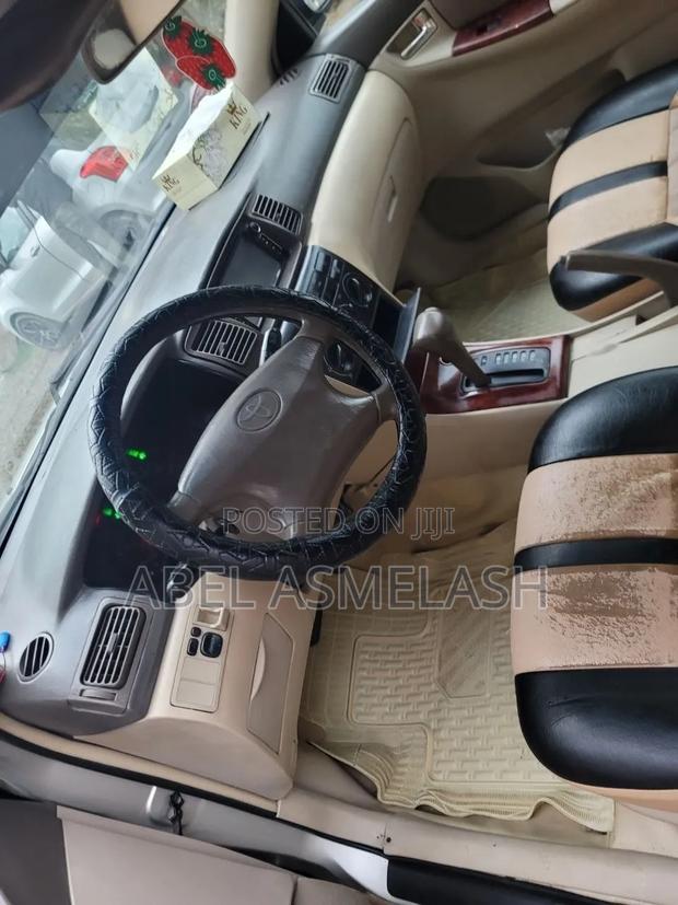 Toyota Corolla 2003 Silver