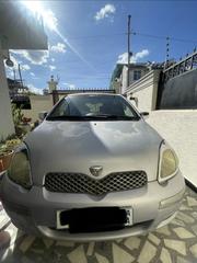Toyota Vitz 2004 Silver for sale