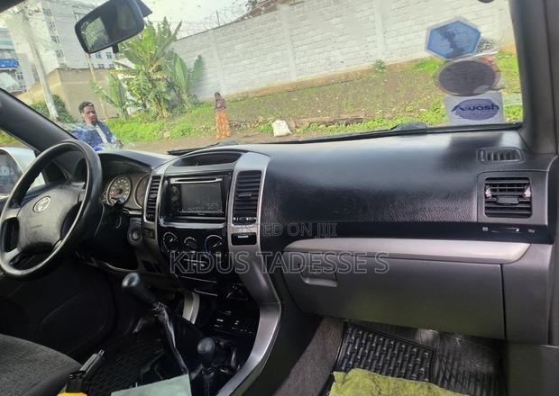 Toyota Land Cruiser Prado 2008 Silver