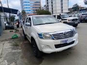 Toyota Hilux SR5 4x4 2014 White for sale