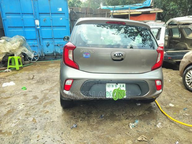 Kia Picanto 2020 Brown