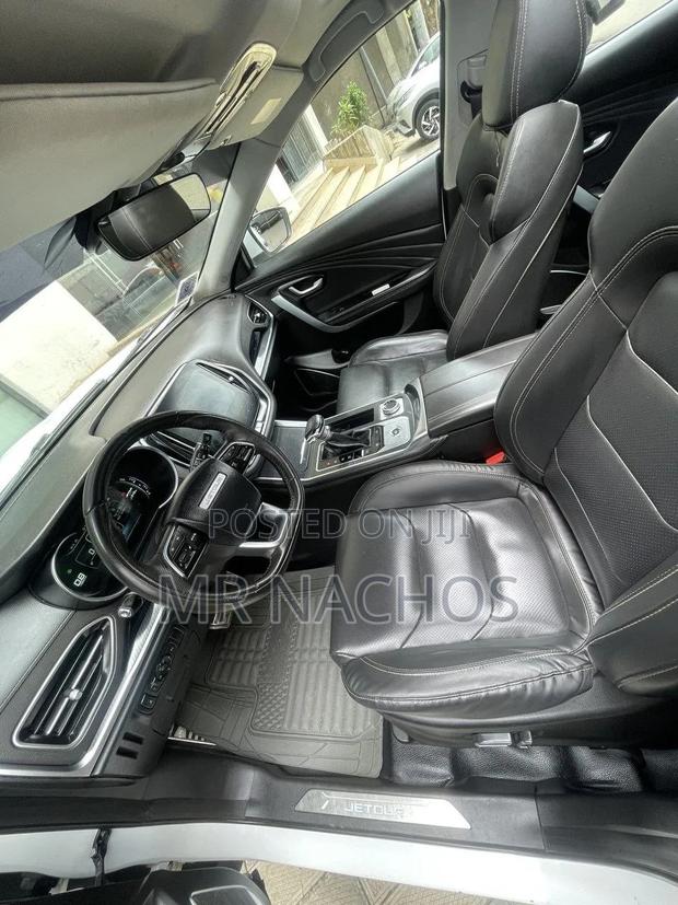 Jetour X70 1.5 7-Seater FWD 2022 White