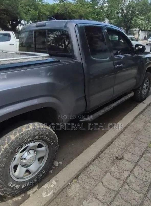 Toyota Tacoma 2019 Teal