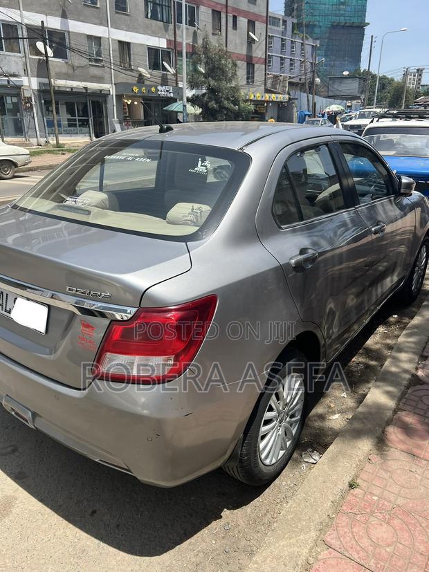 Suzuki Dzire 2021 Silver