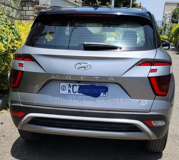 Hyundai Creta 2023 Silver