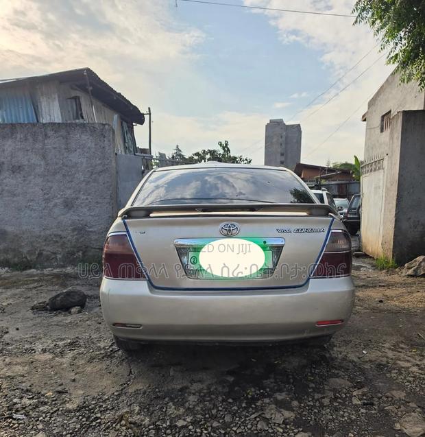 Toyota Corolla 2006 Gold