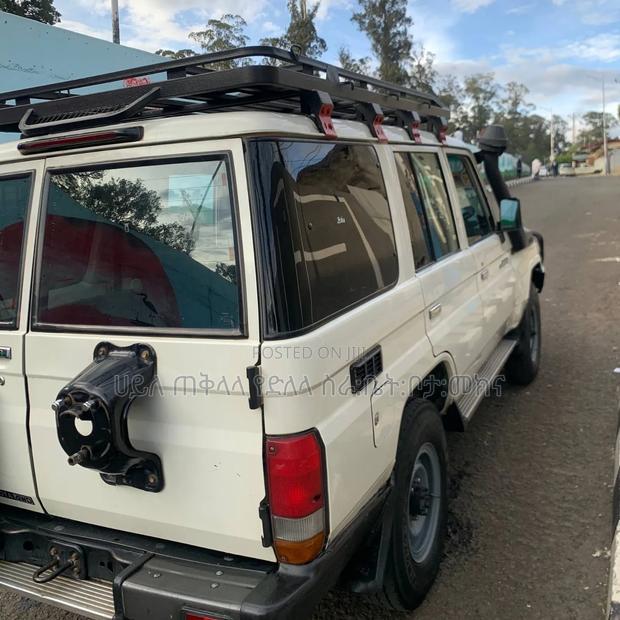 Toyota Land Cruiser 2014 White