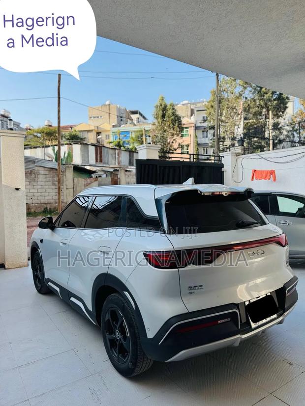 BYD Yuan Up 2025 Ivory