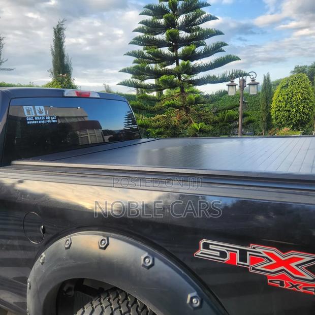 Ford F-150 2018 Matt Black