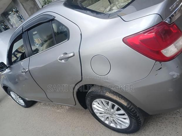 Suzuki Dzire 2022 Gray