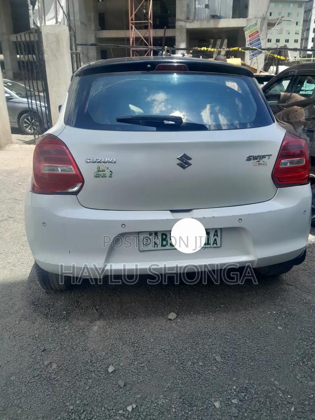 Suzuki Swift 2021 White