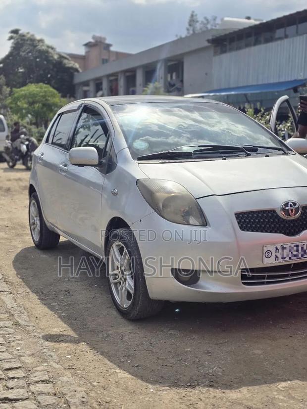 Toyota Yaris 2006 Silver