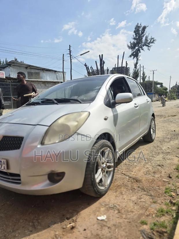 Toyota Yaris 2006 Silver