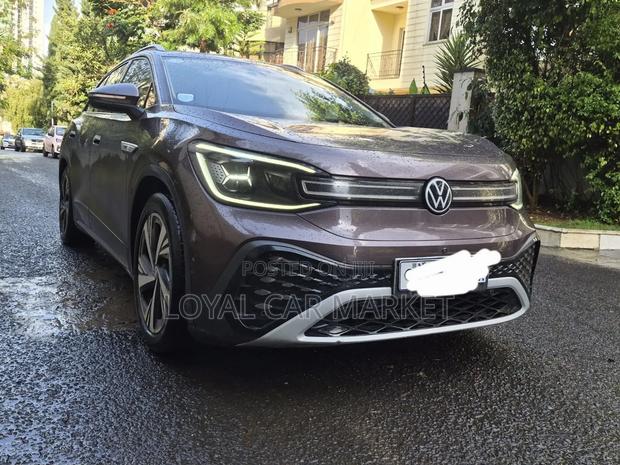 Volkswagen ID.6 2022 Burgundy