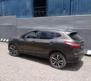 Nissan Qashqai 2017 Brown for sale