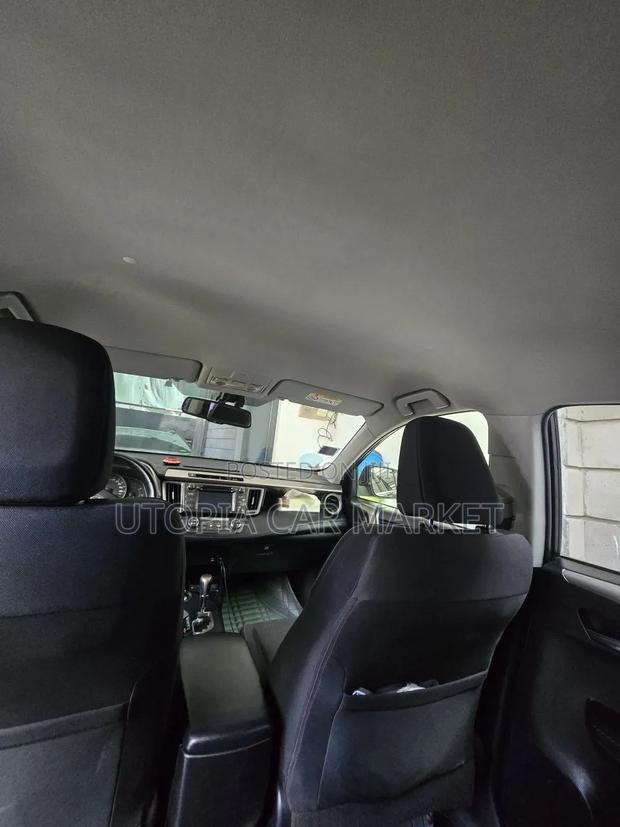 Toyota RAV4 2015