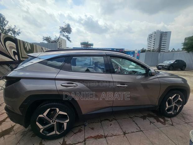 Hyundai Tucson 2023 Gray
