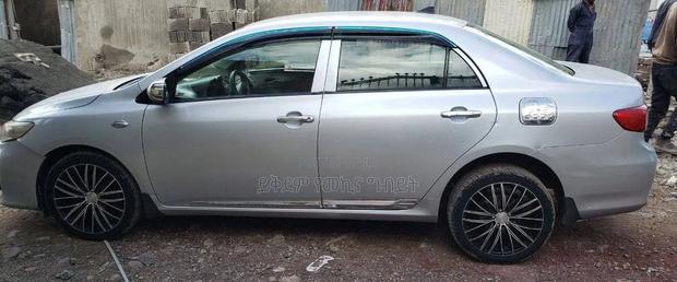 Toyota Corolla 2013 Silver