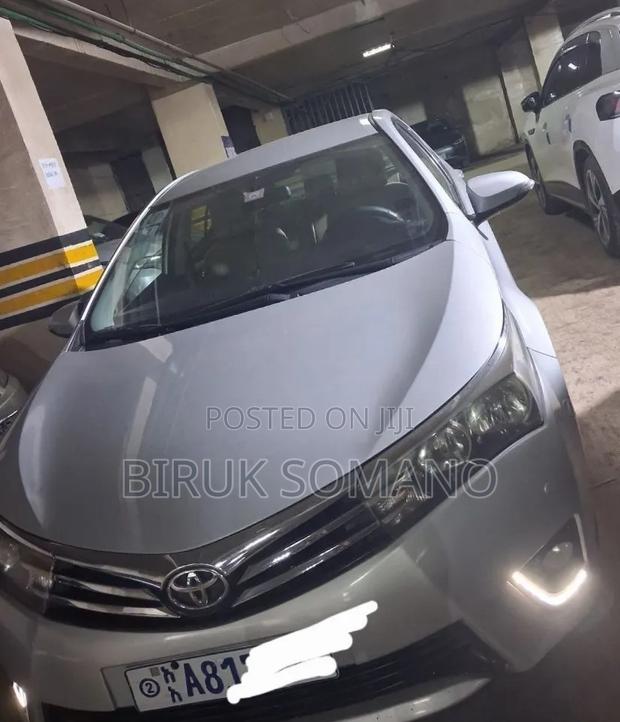 Toyota Corolla 2017 Silver
