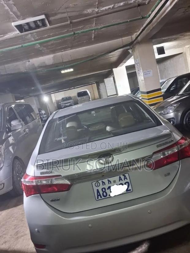 Toyota Corolla 2017 Silver
