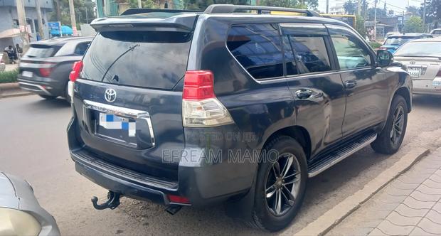 Toyota Land Cruiser 2013