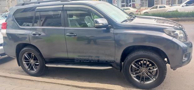 Toyota Land Cruiser 2013