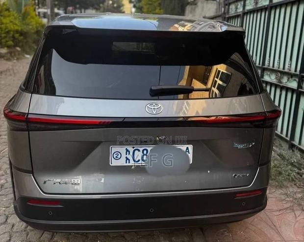 Toyota bZ3 2025 Gray