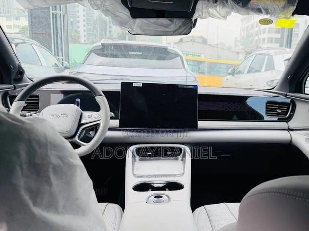 BYD Sealion 06 EV 2025