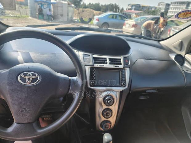 Toyota Yaris 1.0 VVT-i 2007 Blue