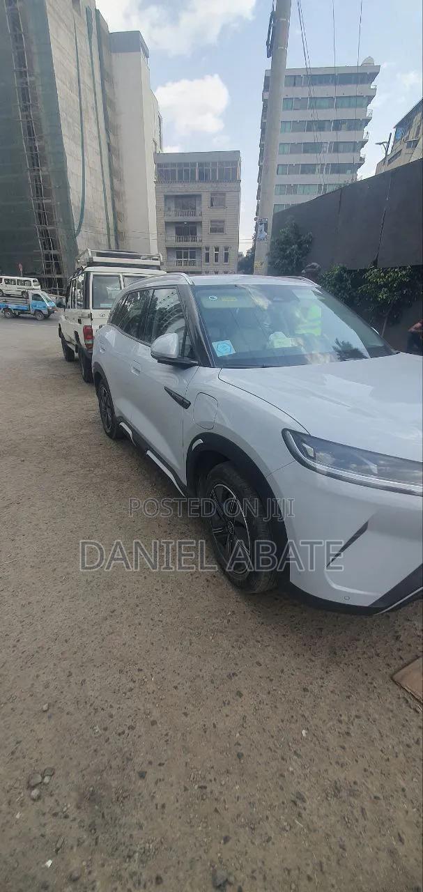 BYD Yuan Up 2025 Ivory