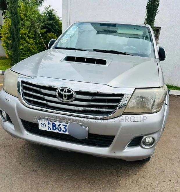 Toyota Hilux 2015 Beige