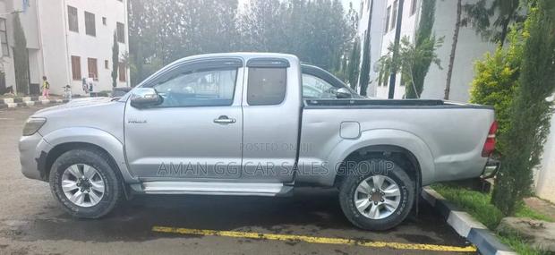 Toyota Hilux 2015 Beige