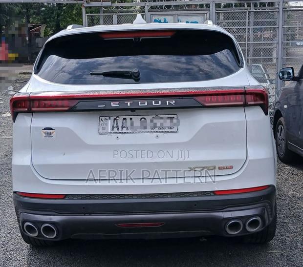 Jetour X70 Plus 1.5 7-Seater FWD 2022 White