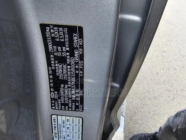 Hyundai H200 2014 Silver