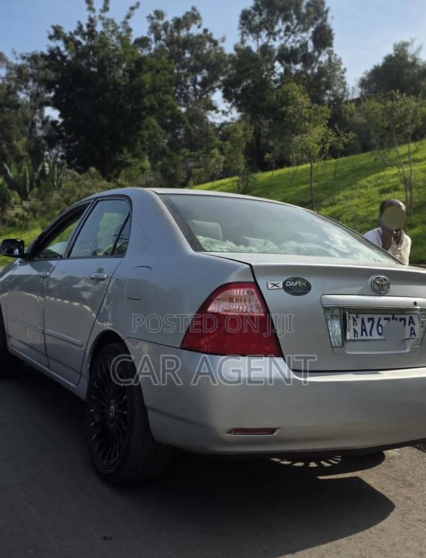 Toyota Corolla 2005 Silver
