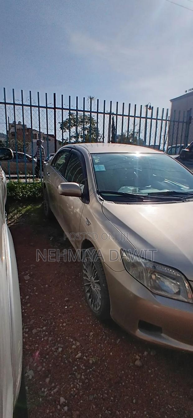Toyota Corolla 2007 Gold